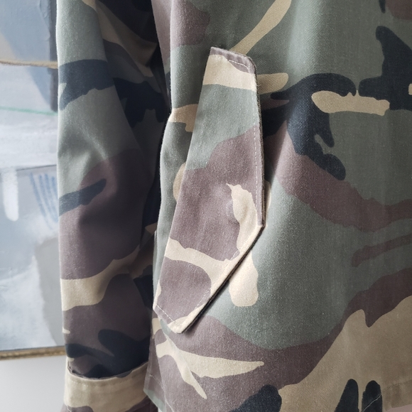 Hip and Bone | Pull-over Camo Hoodie Jacket - Anorak - Picture 10 of 16